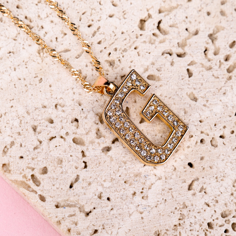 Nuevo Collar de Letra de Diamante Completo 3