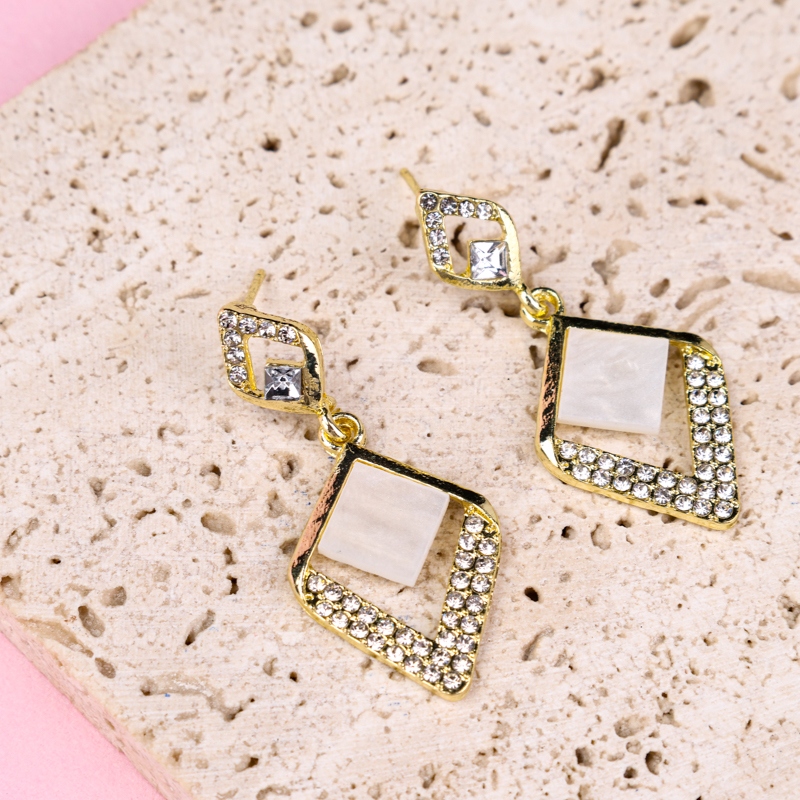 Pendientes de Diamante Geométrico Largo 4