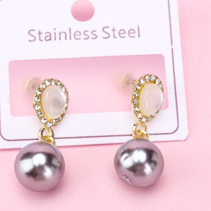 Pendientes de Perlas de Ojos Largos 4