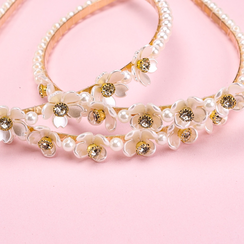 Rinstone Camellia Pearl Head Buckle 2