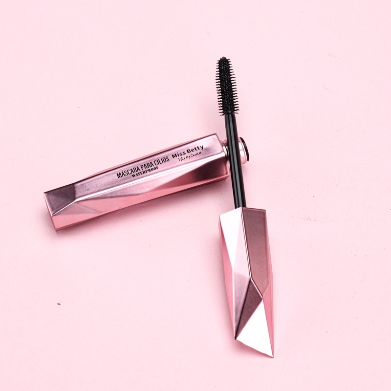 M5945 Mascara 4