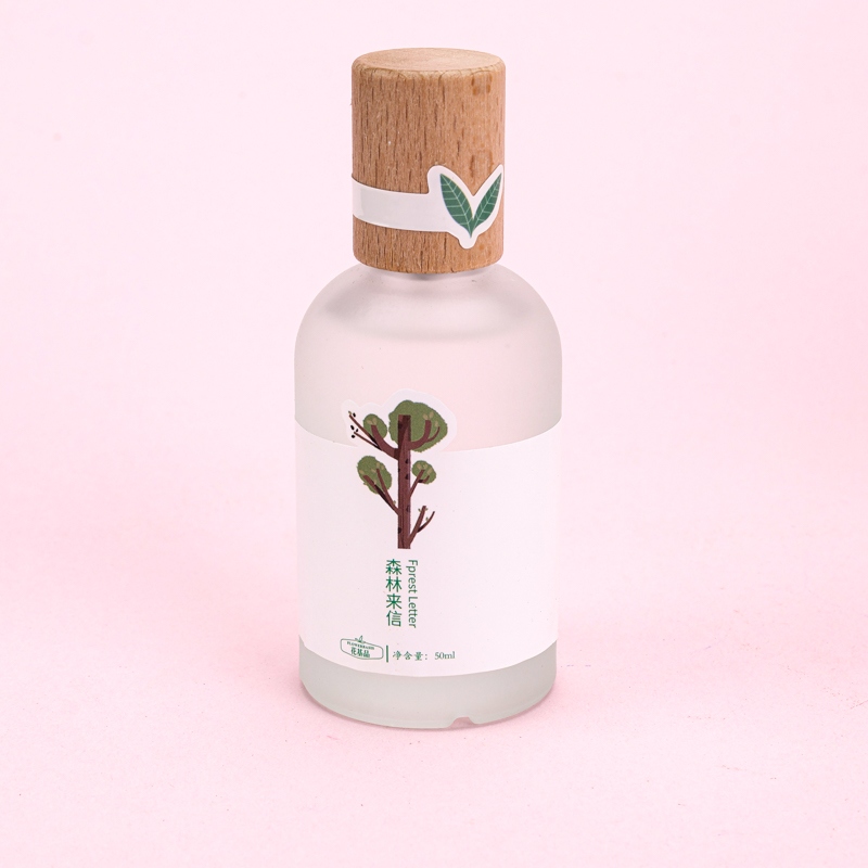 El Agua de la Fragancia de la Base de Flores Se Empaqueta Al Azar (50ml) 3