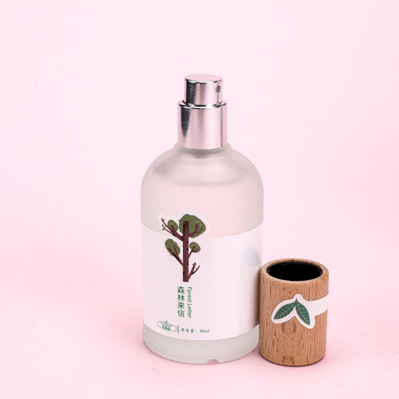 El Agua de la Fragancia de la Base de Flores Se Empaqueta Al Azar (50ml) 4