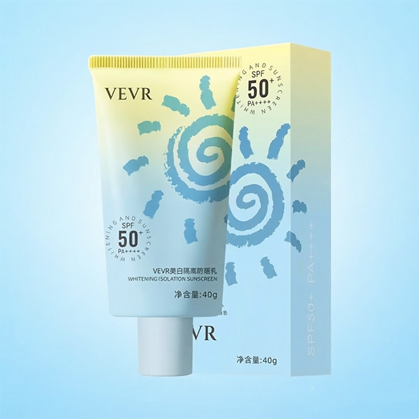 VEVR Whitening and Isolation Sunscreen 4