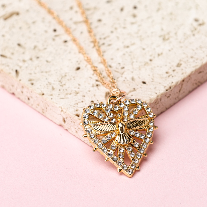 Collar del Ángel del Corazón del Diamante 3