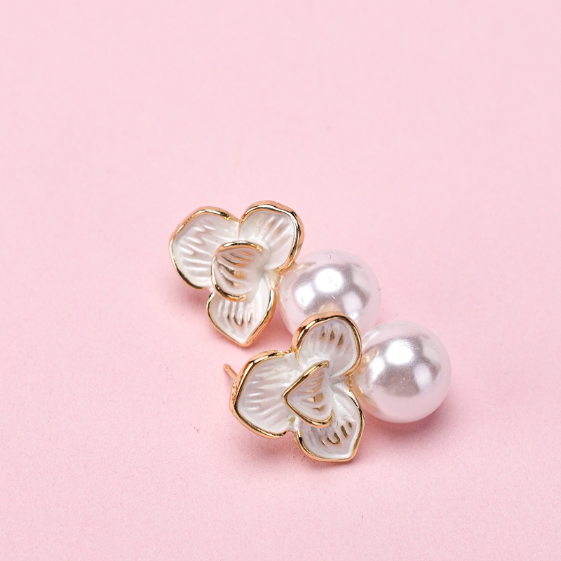 Gota de Esmalte Tres Pendientes de Perlas de Flor Pétalo 3