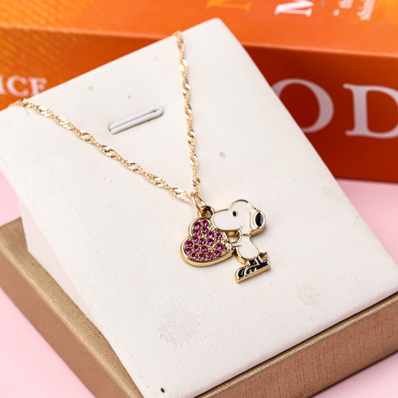 Rosa Diamante Snoopy Collar 4