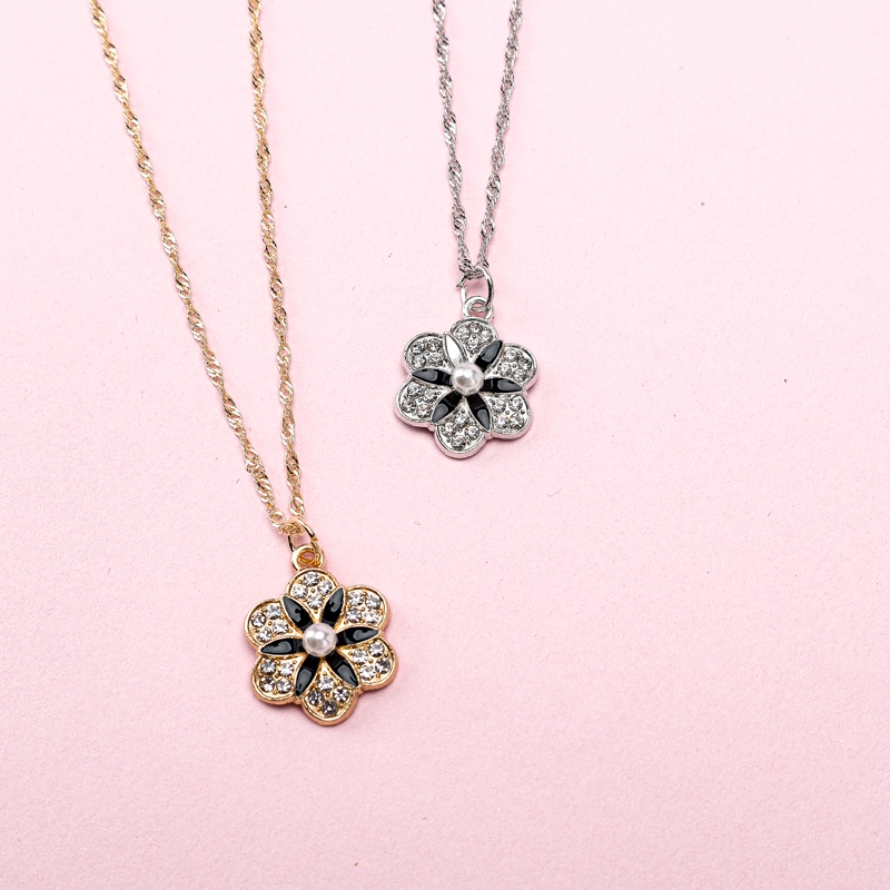 Nuevo Collar de Mariposa de Diamante 3