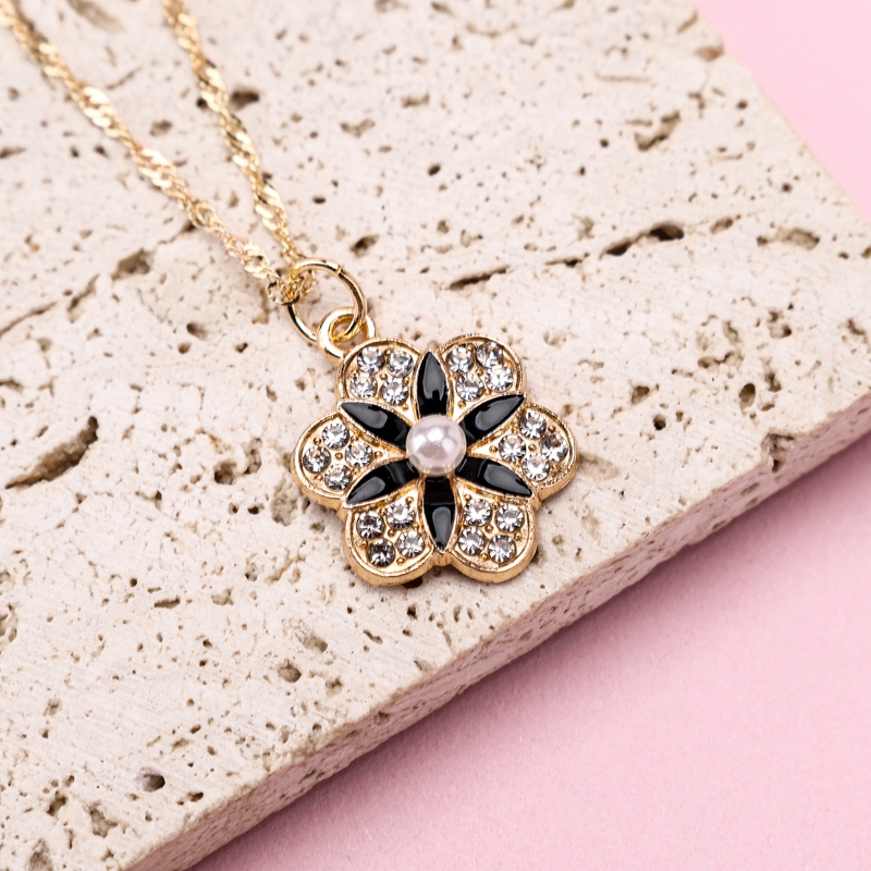 Nuevo Collar de Mariposa de Diamante 4