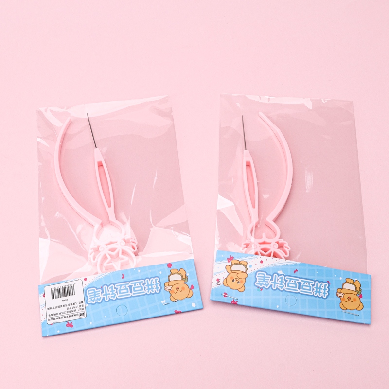 7548 Spelling Doudou Needle 3