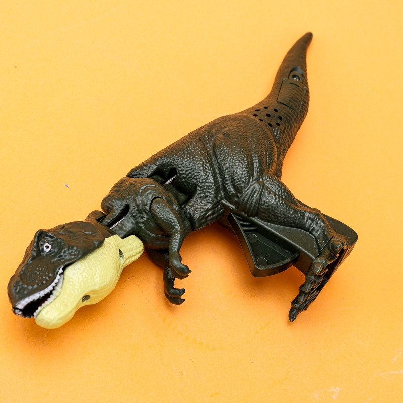777-163 Huevos de Dinosaurios Deformados 4