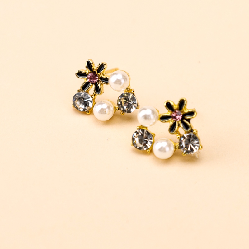 Pendientes de Chrysanthemum Negro de Larga Perla (3 Pares) 3