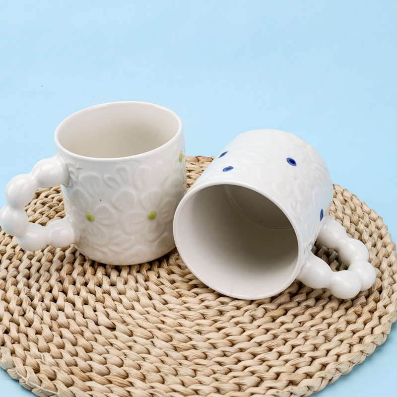 HY-4 Taza de Cerámica de Mango de Perlas (Color Aleatorio) 3