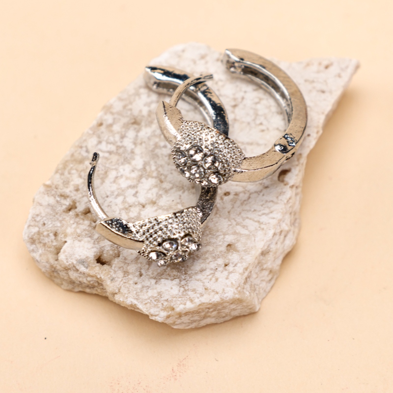 Pendientes de Estilo Diamante 4