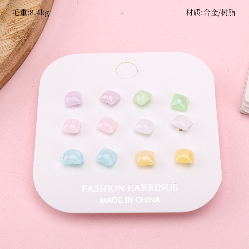 Seis Pares de Pendientes de Brillo Dulce