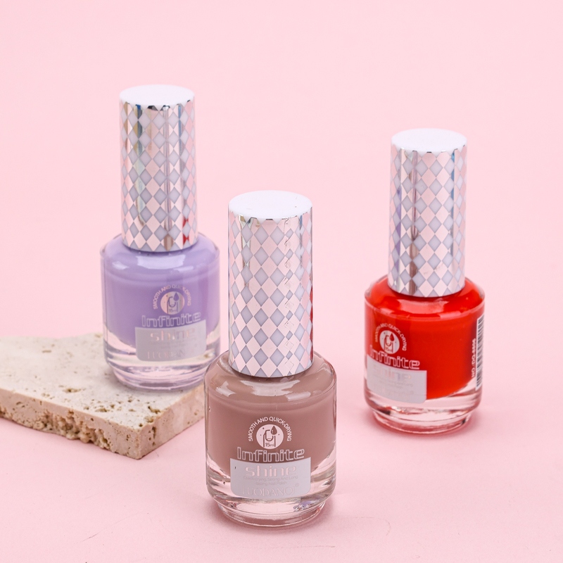 Esmalte de Uñas de Color 8806 4