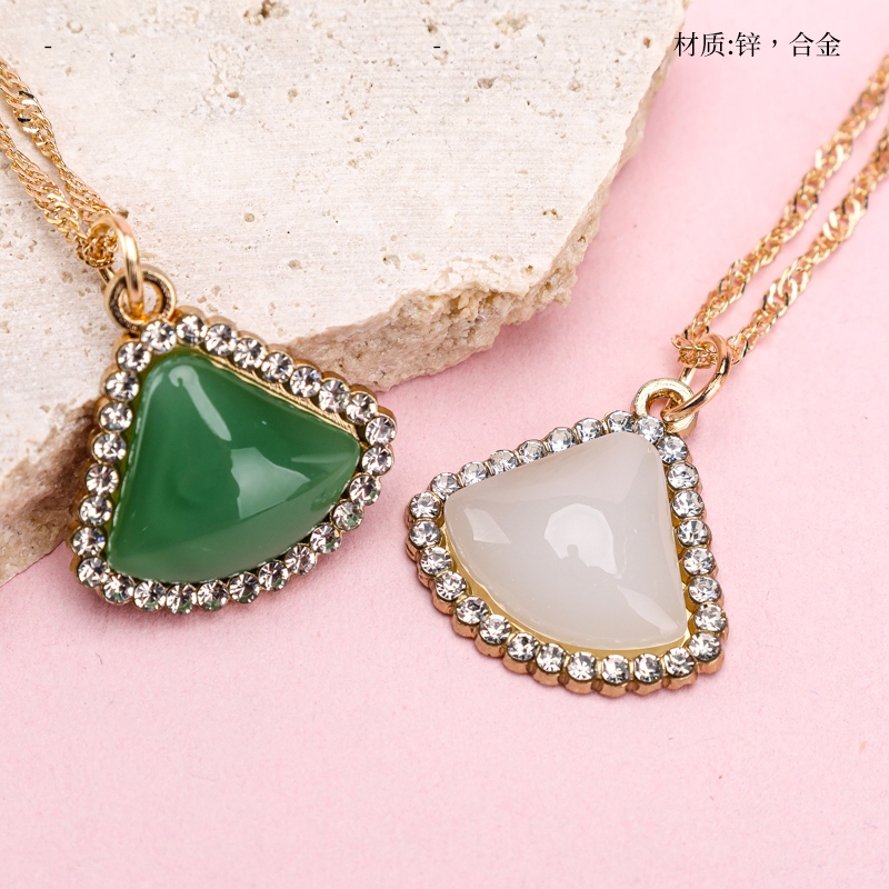 Nuevo Collar de Fritillas de Diamante