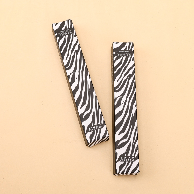 907 Eyeliner 4