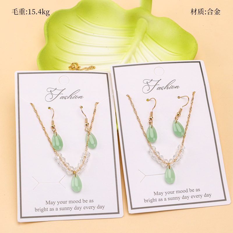 Imitación Jade Colgante Pendientes Combinación de Collar