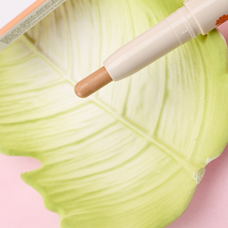 901 Concealer Pen 4