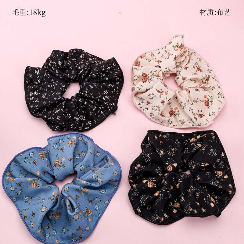 Nuevo Círculo Floral Hovered 2
