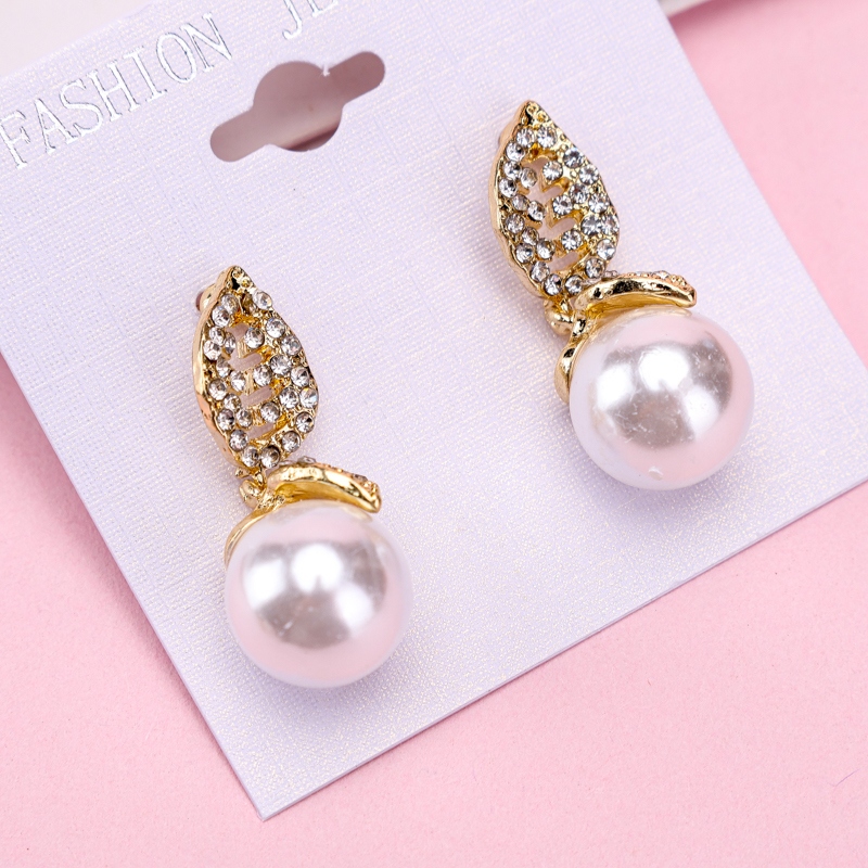 Pendientes de Perlas de Hoja Tridimensional 4