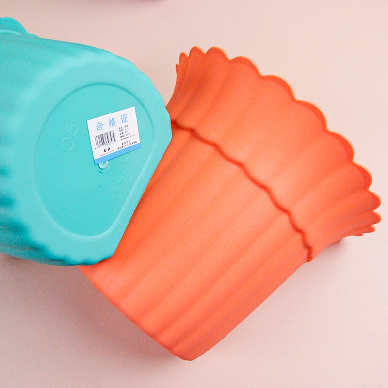 A-47 Wall-mounted Half-round Flower Pot 3