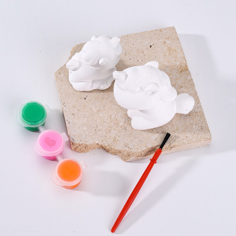 Mavericks Youchuang-unicorn Painted Plaster Tridimensional 3