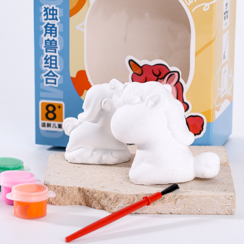 Mavericks Youchuang-unicorn Painted Plaster Tridimensional 4