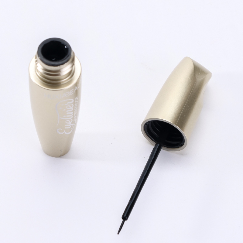 8652 Eyeliner 4