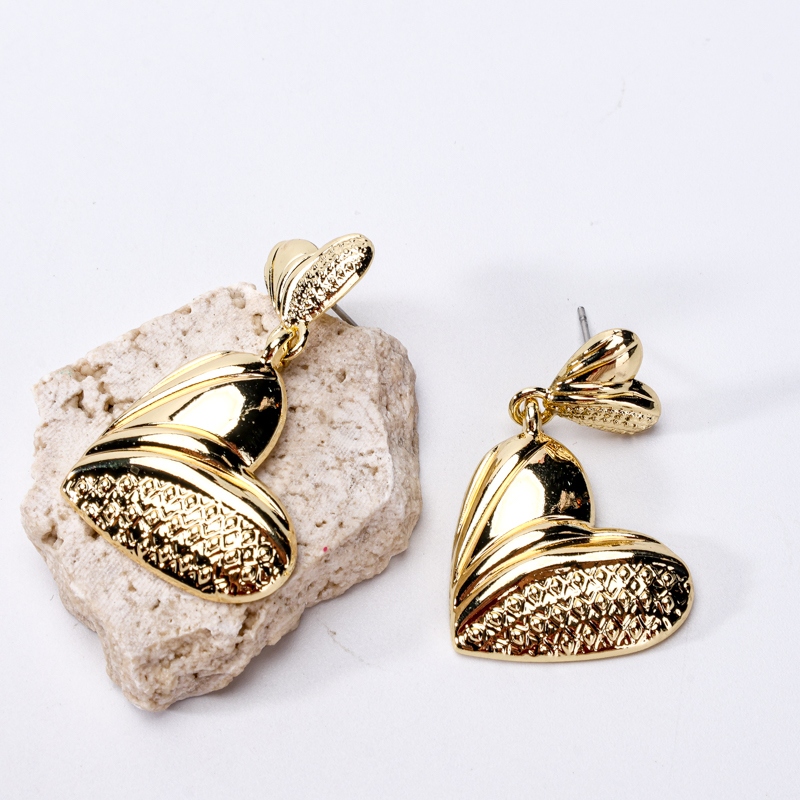 Pendientes Golden Love Stud 4