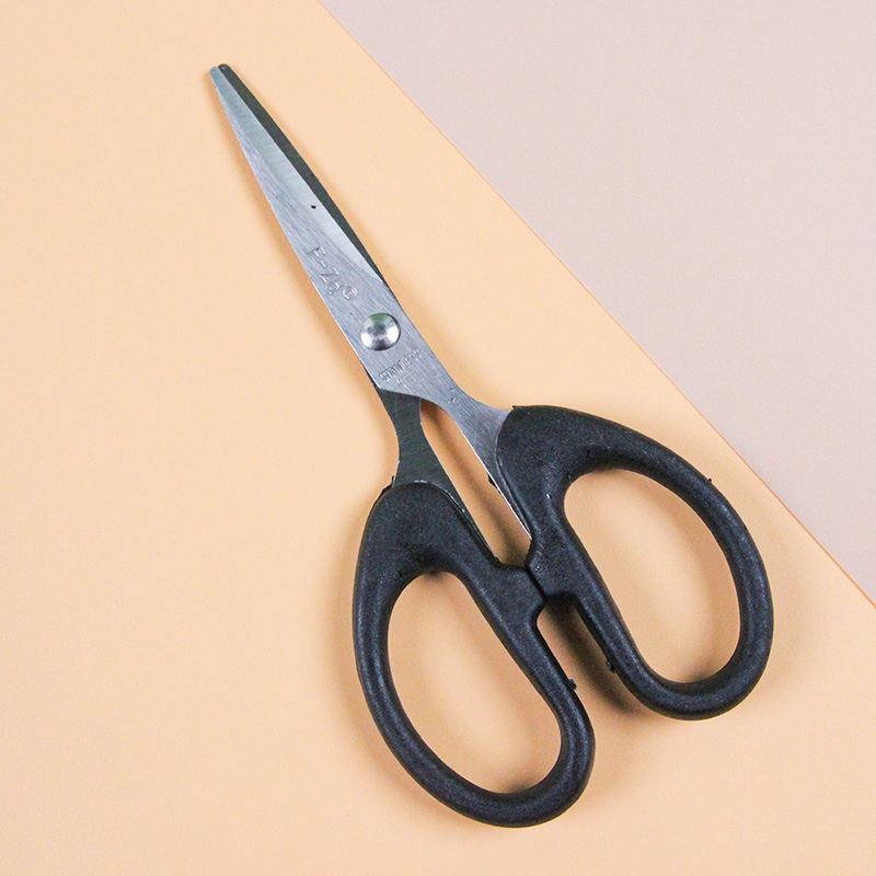 Tijeras Finas F-145 3