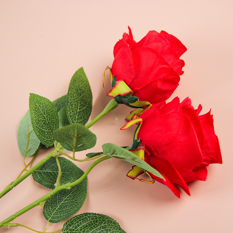 Piñón Artificial Rosa 4