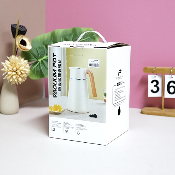 Modelo 304B Botella de Vacío Con Mango de Madera 1.5L 5