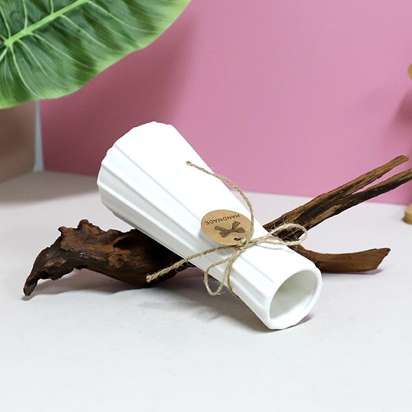 S-804 Cigarette Pipe Vase (Melange) 4