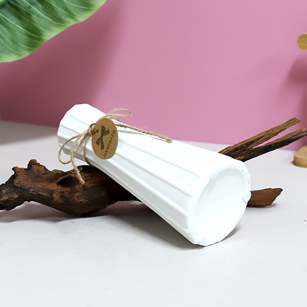 S-804 Cigarette Pipe Vase (Melange) 5