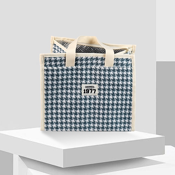 1977 Houndstooth Tote 4