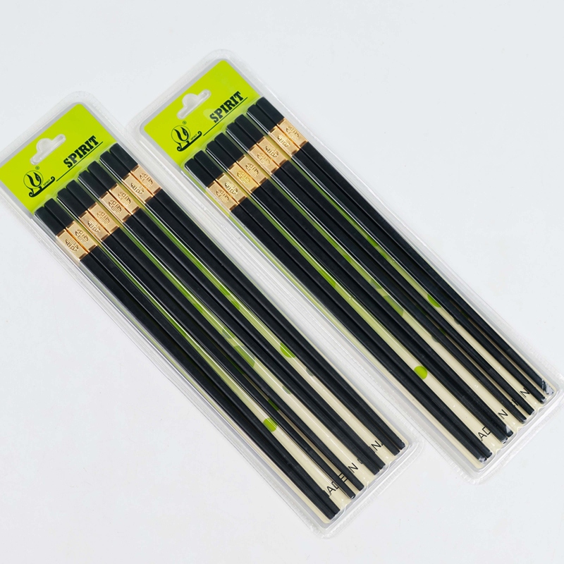 G022 Cuatro Pares de Palillos Jin Fu